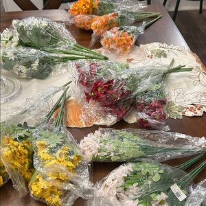 Vibrant Artificial Mum Flower Bouquet Set